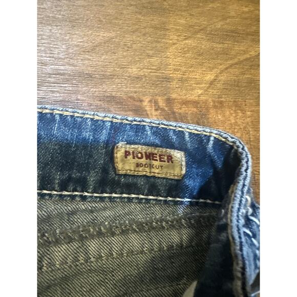 Women's Silver Pioneer Boot Cut 90's Jeans Size 26 NWT Thick Stitch Flap Pocket - Picture 11 of 14